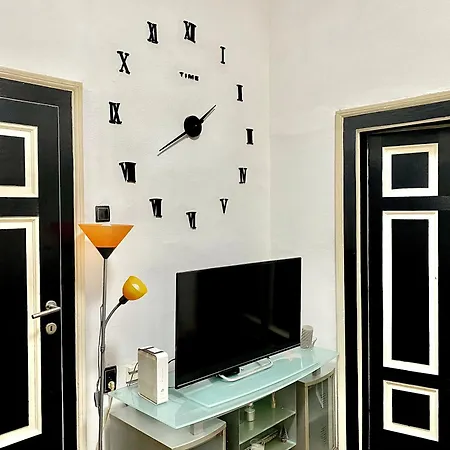 Square 29 * بلغراد