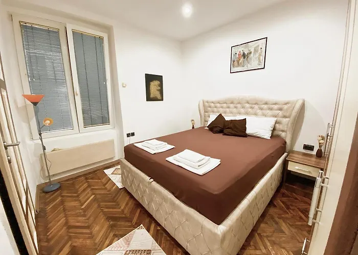 Square 29 Apartman *