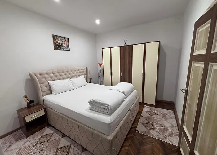 Apartman Square 29 *