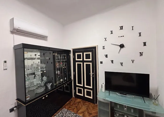 Square 29 * Belgrád